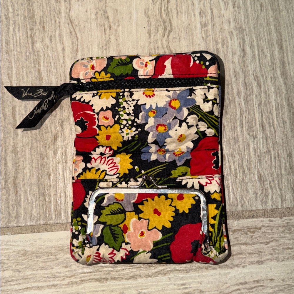 wallet is Vera Bradley retired Poppy Fields pattern - Picture 2 of 5